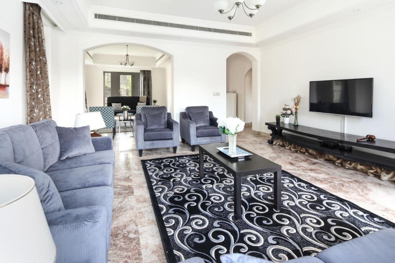 Frank Porter - Arabian Ranches Villa Dubai Eksteriør billede