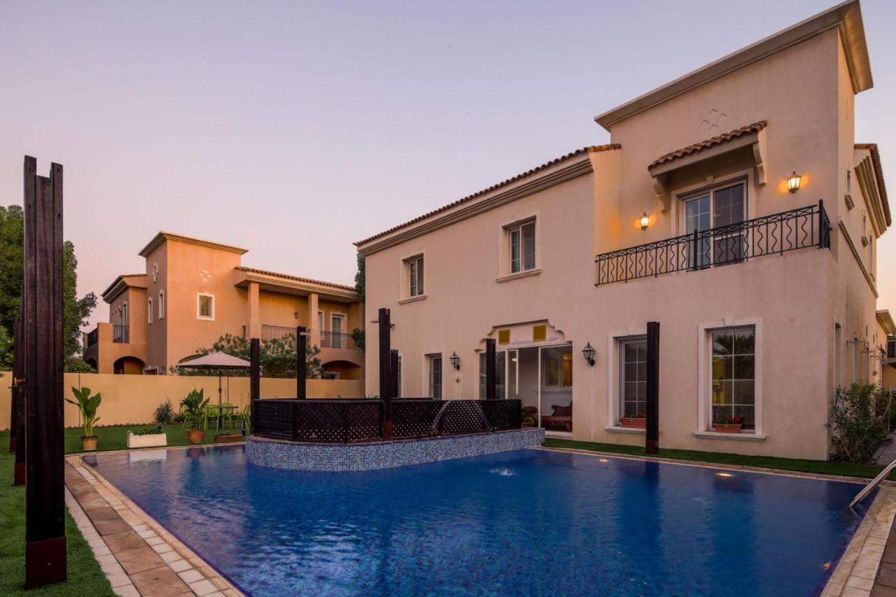 Frank Porter - Arabian Ranches Villa Dubai Eksteriør billede