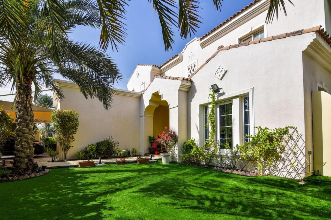 Frank Porter - Arabian Ranches Villa Dubai Eksteriør billede