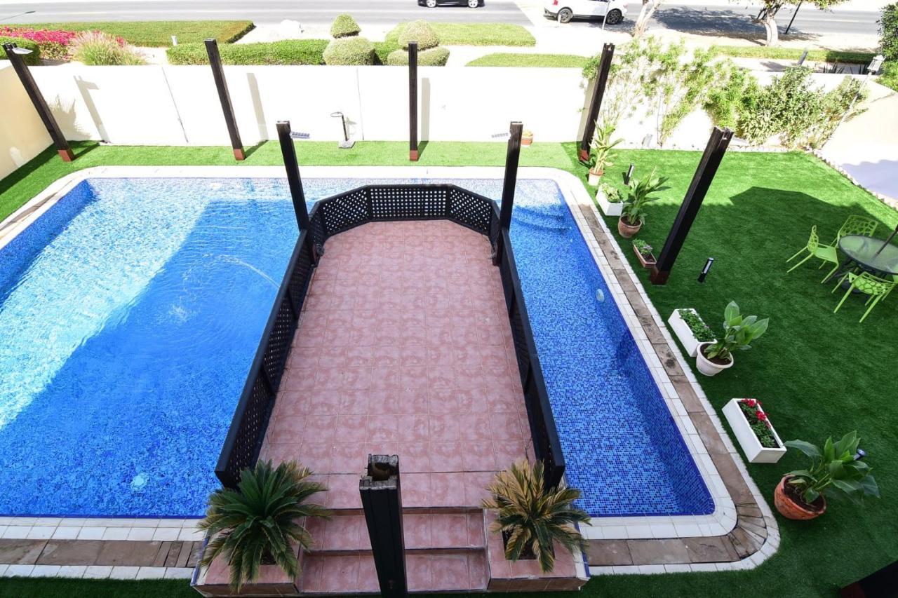 Frank Porter - Arabian Ranches Villa Dubai Eksteriør billede